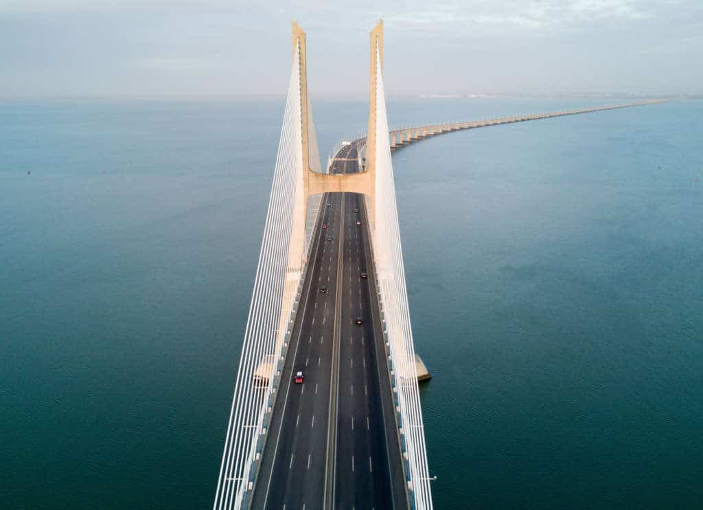 Most Vasco da Gama z drona