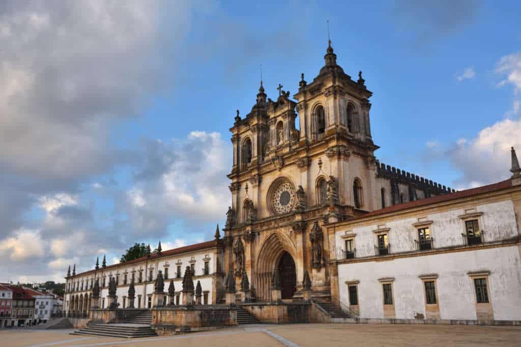 Alcobaça - miasto z jednym z najpiękniejszych klasztorów w Portugalii